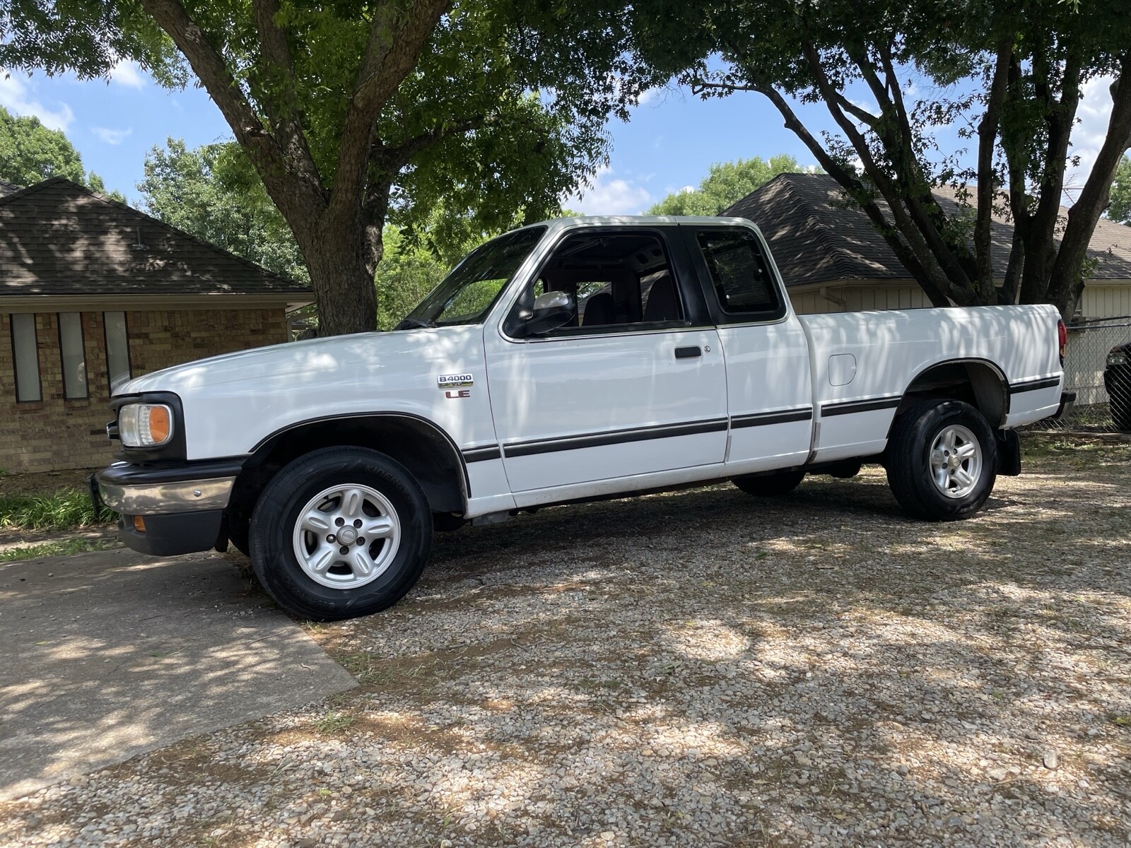 Mazda-B-Series-Pickups-1994