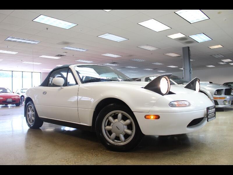 Mazda-MX-5-Miata-1990-Convertible-1