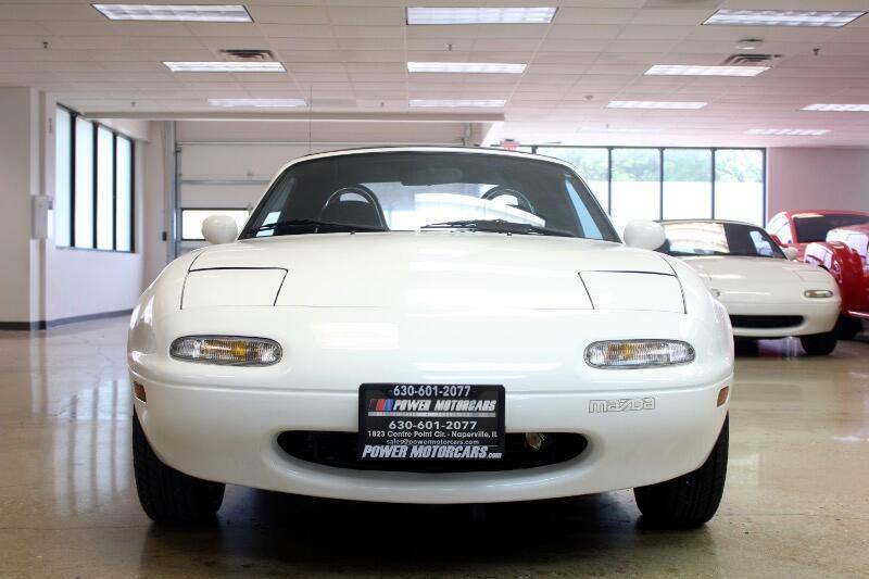 Mazda-MX-5-Miata-1990-Convertible-10