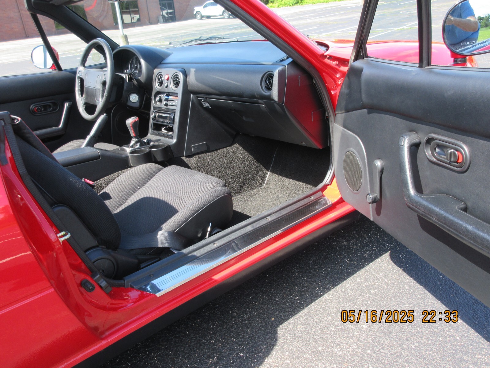 Mazda-MX-5-Miata-1990-Convertible-14