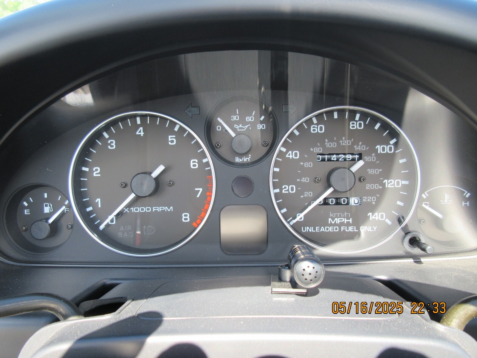 Mazda-MX-5-Miata-1990-Convertible-15