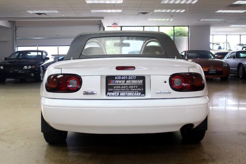 Mazda-MX-5-Miata-1990-Convertible-20