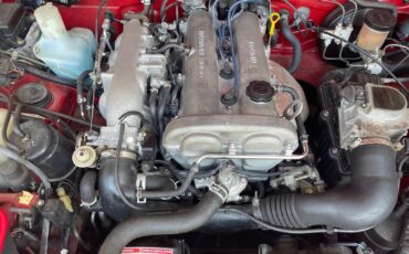 Mazda-MX-5-Miata-1990-Convertible-21