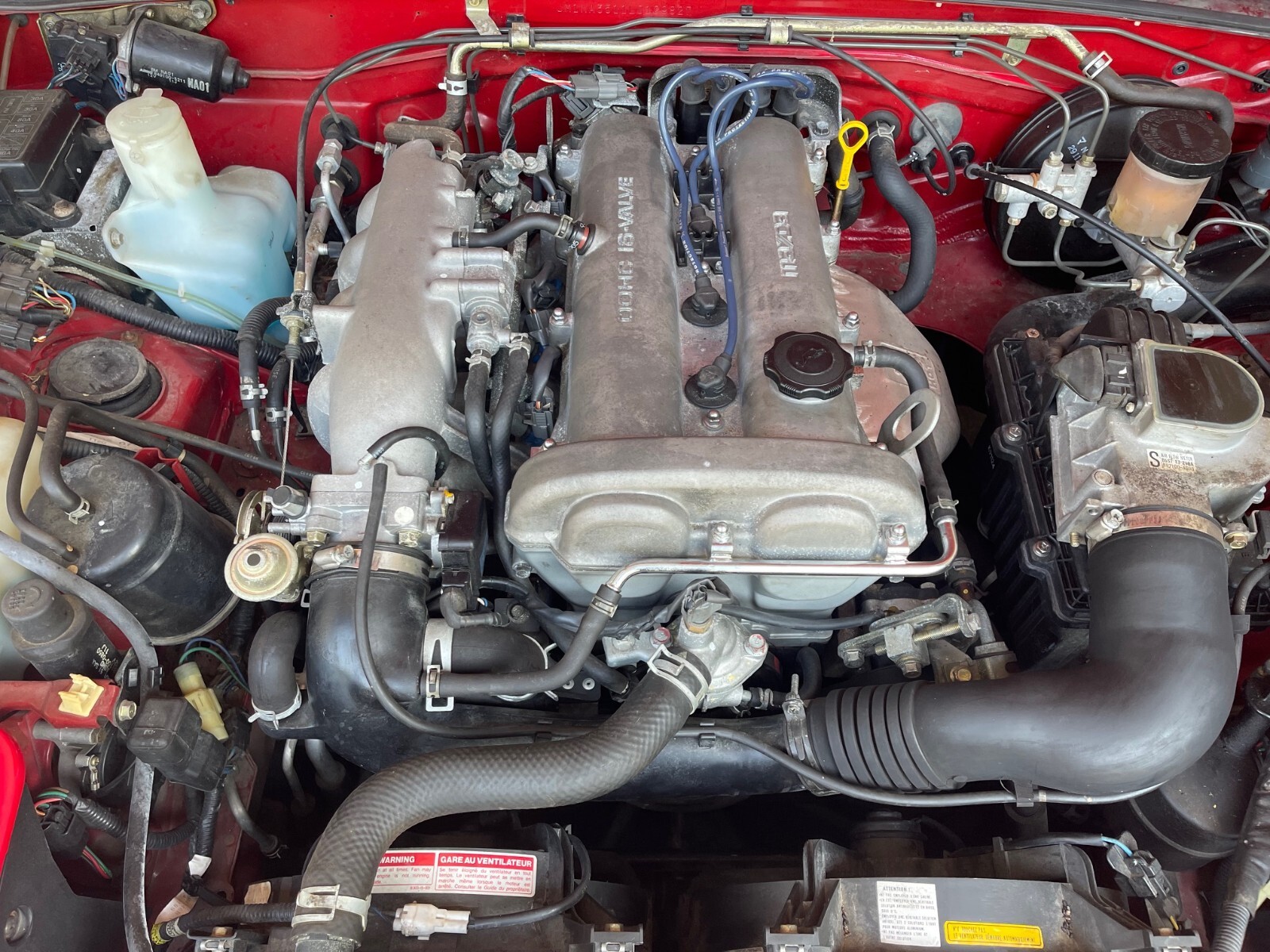 Mazda-MX-5-Miata-1990-Convertible-21