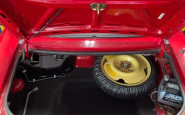 Mazda-MX-5-Miata-1990-Convertible-23