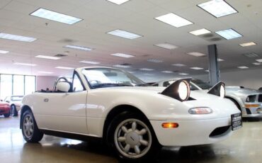 Mazda-MX-5-Miata-1990-Convertible-25