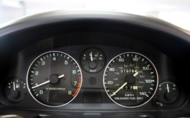 Mazda-MX-5-Miata-1990-Convertible-26