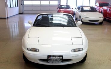 Mazda-MX-5-Miata-1990-Convertible-33