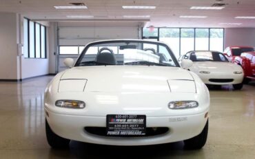 Mazda-MX-5-Miata-1990-Convertible-34