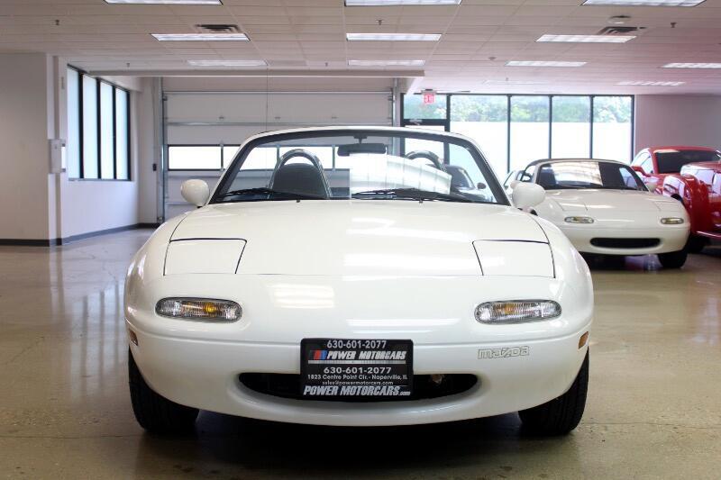 Mazda-MX-5-Miata-1990-Convertible-34
