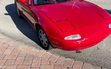 Mazda-MX-5-Miata-1990-Convertible