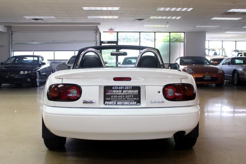 Mazda-MX-5-Miata-1990-Convertible-38