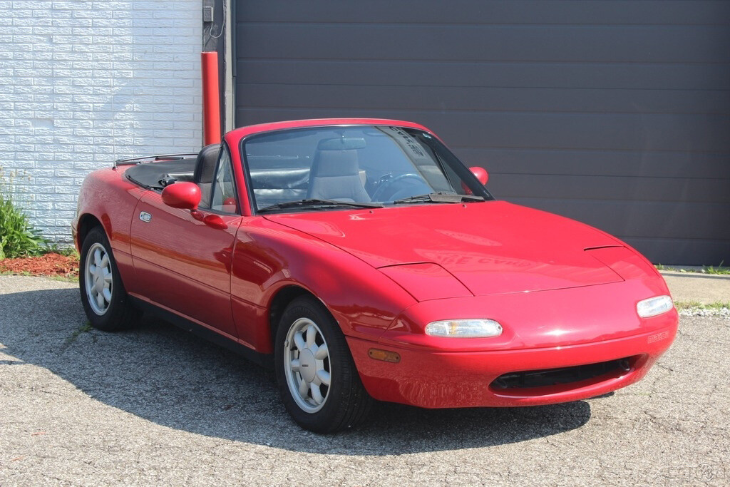 Mazda MX-5 Miata 1990 Convertible