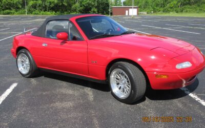 Mazda MX-5 Miata 1990 Convertible