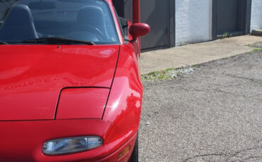 Mazda-MX-5-Miata-1990-Convertible-7