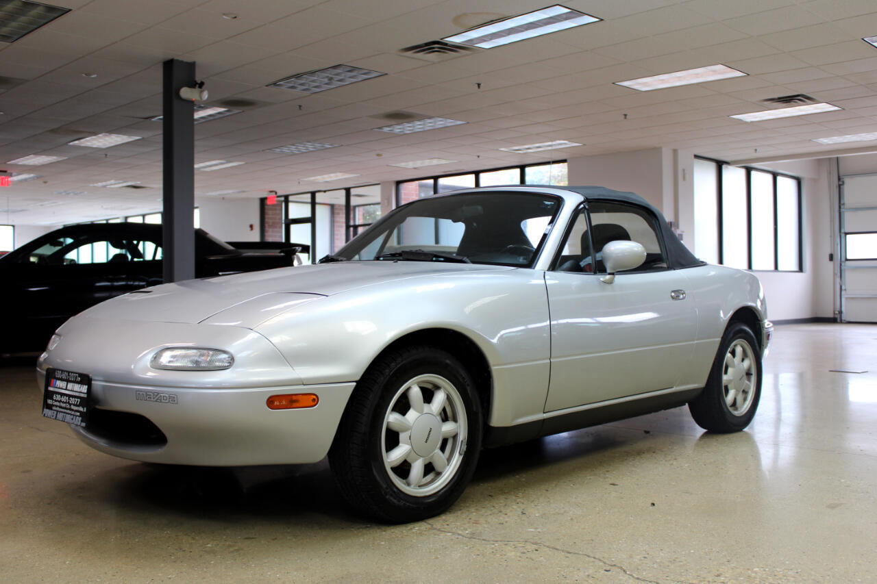 Mazda-MX-5-Miata-1991-Convertible-11