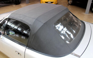 Mazda-MX-5-Miata-1991-Convertible-22