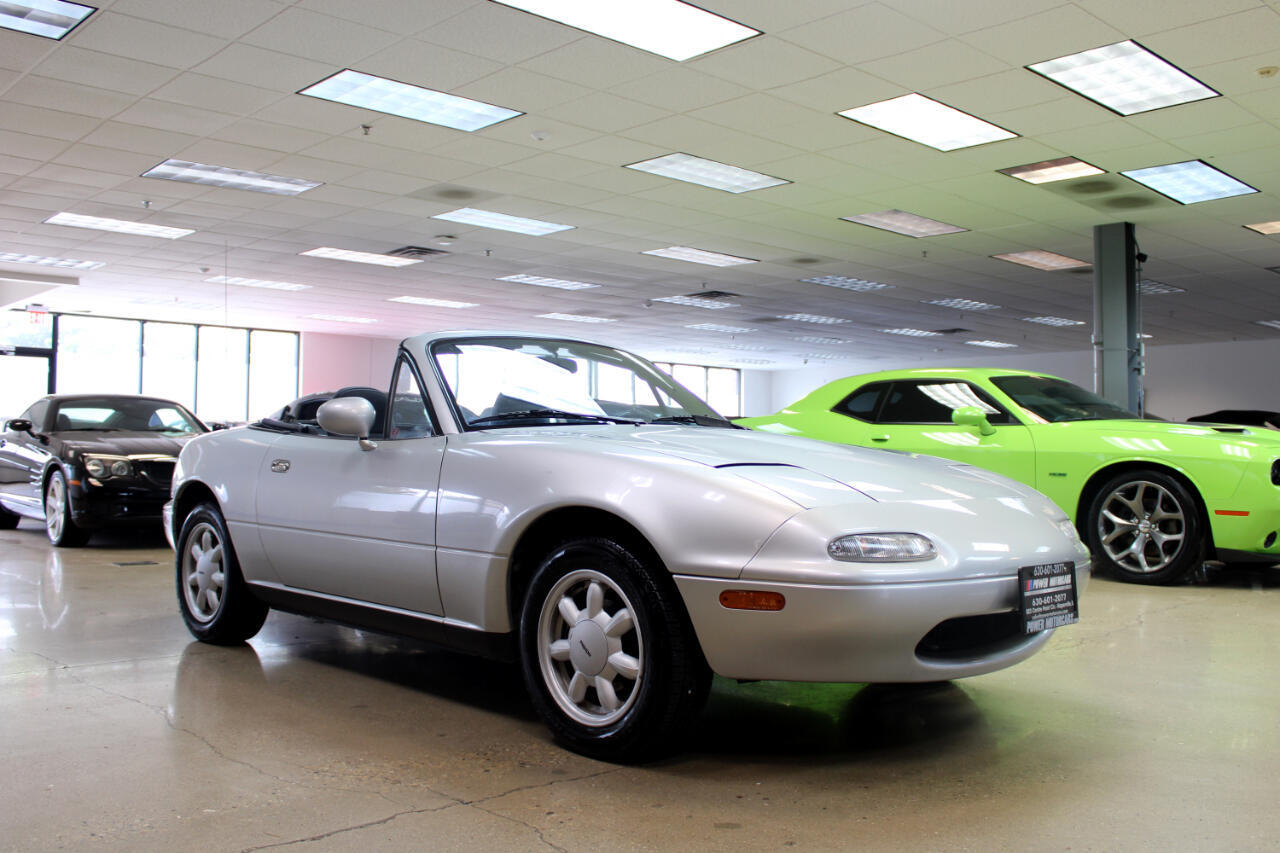 Mazda-MX-5-Miata-1991-Convertible-28