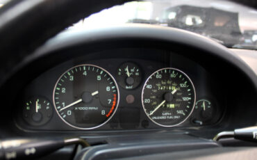 Mazda-MX-5-Miata-1991-Convertible-29