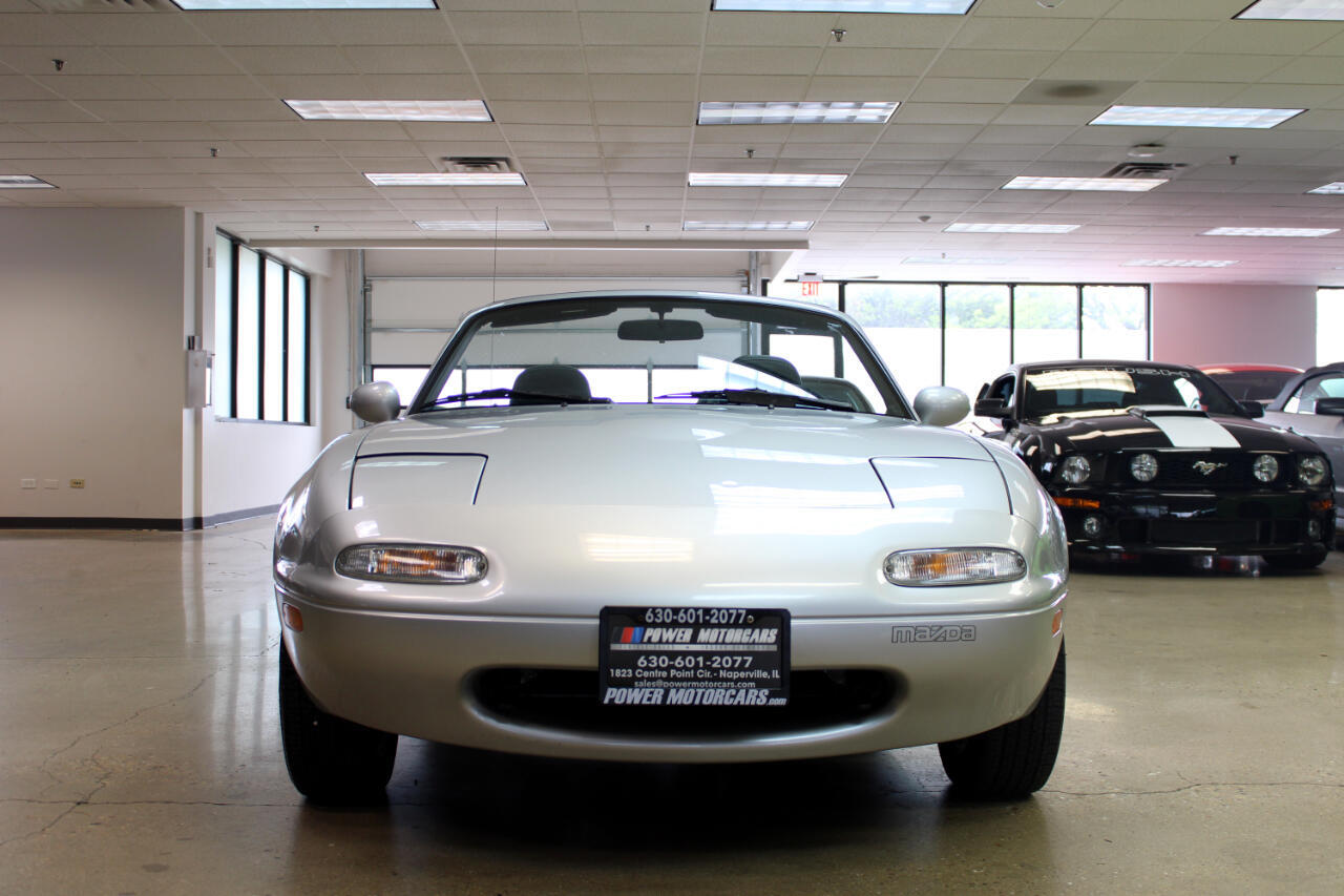 Mazda-MX-5-Miata-1991-Convertible-33