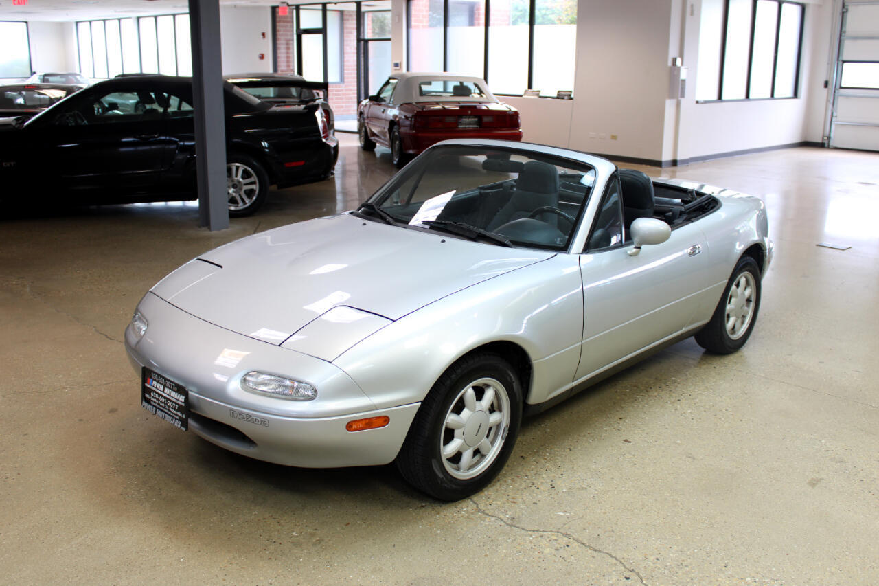 Mazda-MX-5-Miata-1991-Convertible-34