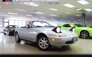 Mazda-MX-5-Miata-1991-Convertible