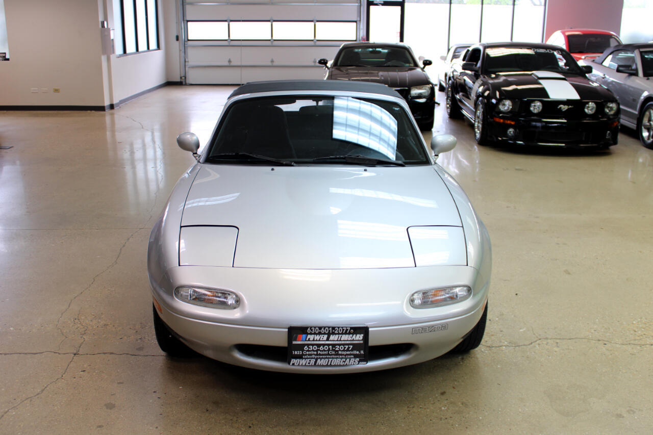 Mazda-MX-5-Miata-1991-Convertible-8