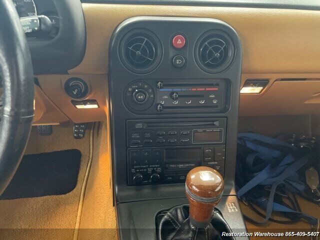 Mazda-MX-5-Miata-1992-11