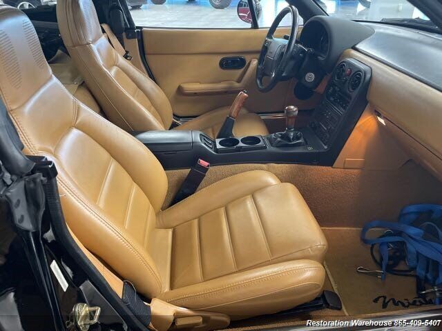 Mazda-MX-5-Miata-1992-13