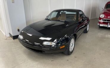 Mazda-MX-5-Miata-1992-2
