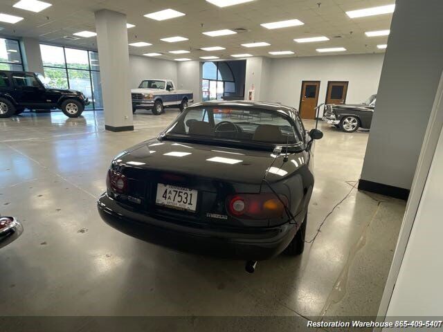 Mazda-MX-5-Miata-1992-5