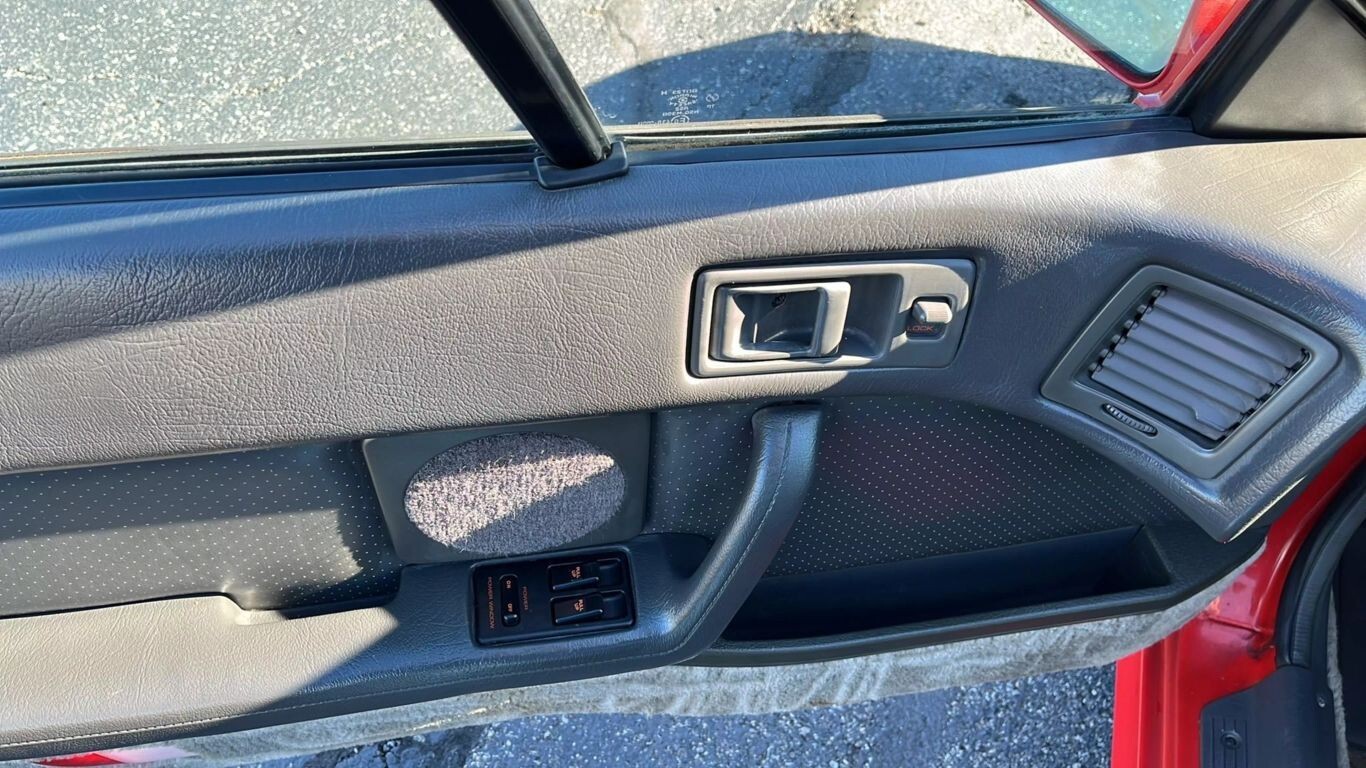 Mazda-RX-7-1988-Convertible-24