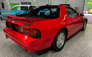 Mazda-RX-7-1990-2-Door-Coupe-3