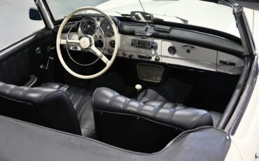 Mercedes-Benz-190-Series-1961-Convertible-9