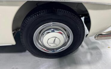 Mercedes-Benz-190-Series-1962-Convertible-10