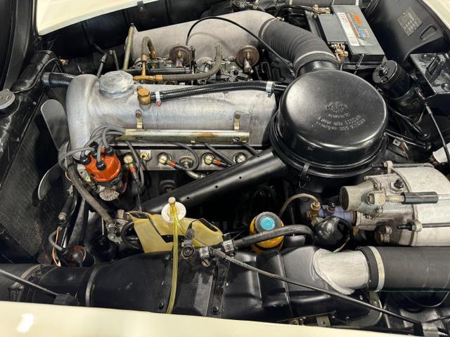 Mercedes-Benz-190-Series-1962-Convertible-22