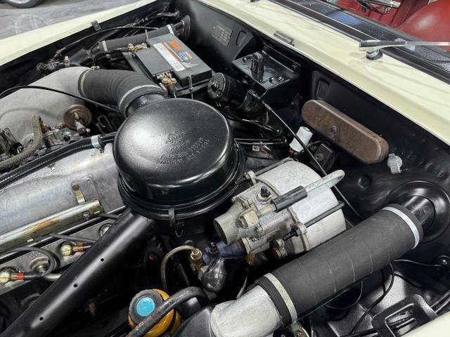Mercedes-Benz-190-Series-1962-Convertible-23