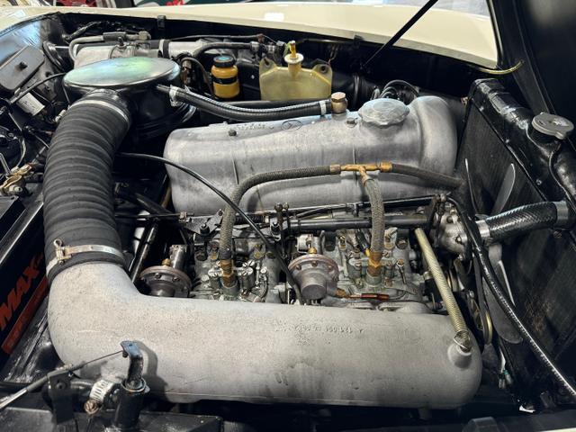 Mercedes-Benz-190-Series-1962-Convertible-26