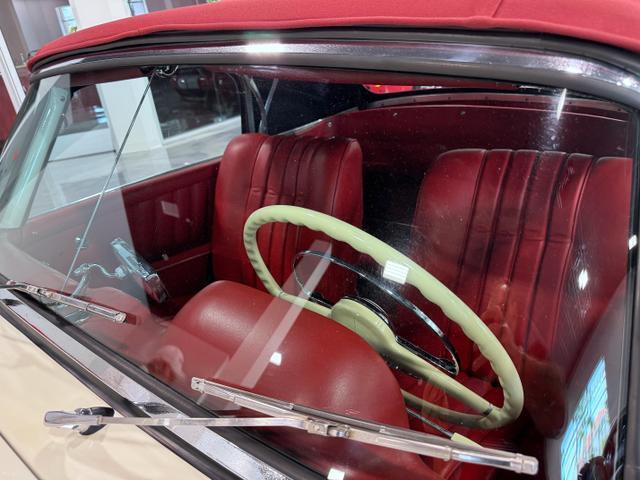 Mercedes-Benz-190-Series-1962-Convertible-28