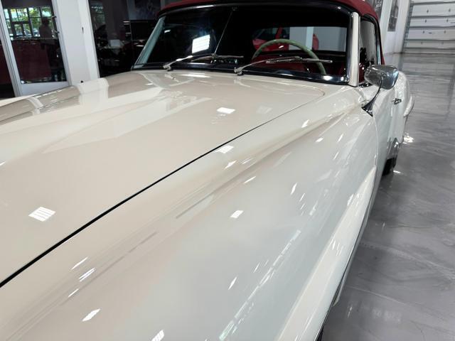 Mercedes-Benz-190-Series-1962-Convertible-31