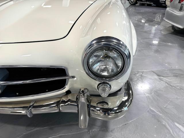 Mercedes-Benz-190-Series-1962-Convertible-33