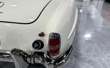 Mercedes-Benz-190-Series-1962-Convertible-38