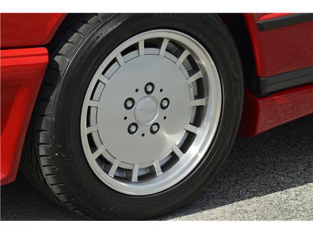 Mercedes-Benz-190-Series-1988-4dr-Car-20