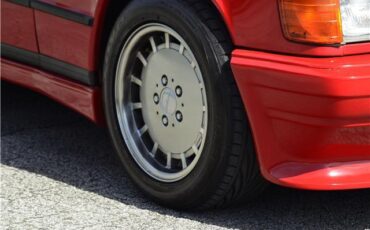 Mercedes-Benz-190-Series-1988-4dr-Car-23