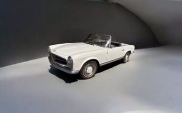 Mercedes-Benz-200-Series-1964-Convertible-31