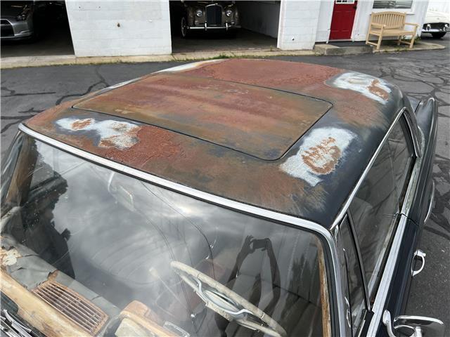 Mercedes-Benz-220-SEB-1965-18