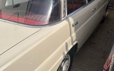 Mercedes-Benz-230-1966-15