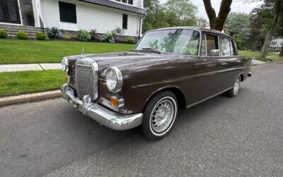 Mercedes-Benz 230 1966