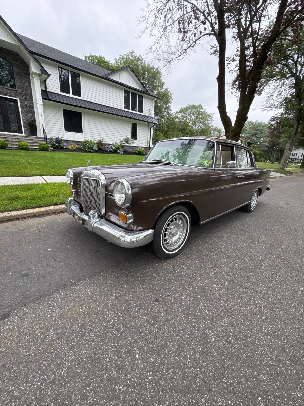 Mercedes-Benz 230 1966