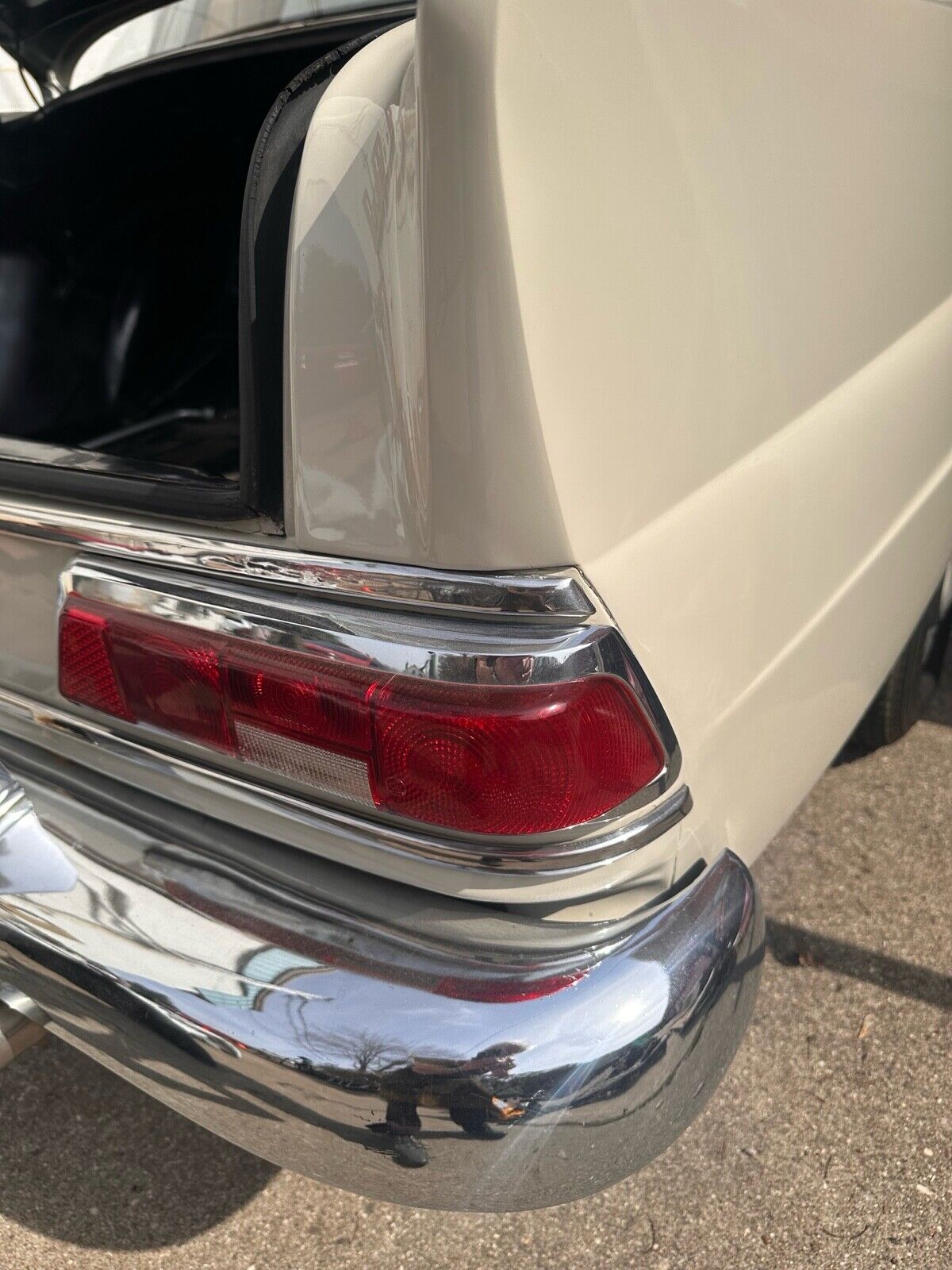 Mercedes-Benz-230-1966-8